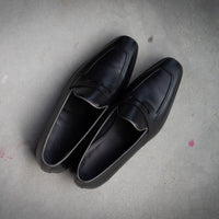 Onyx Loafers