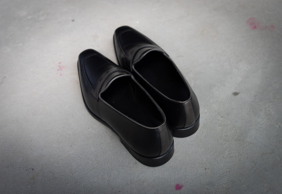 Onyx Loafers