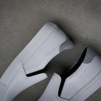 Blanc Slip Ons