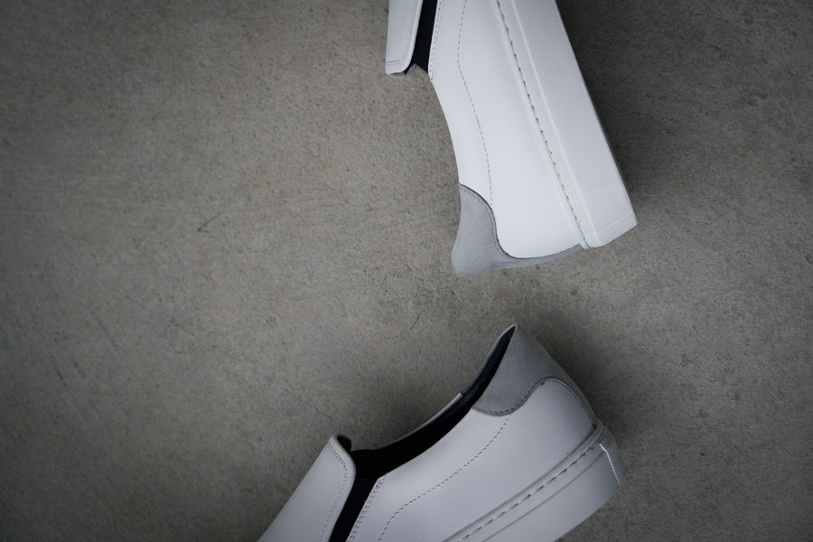 Blanc Slip Ons