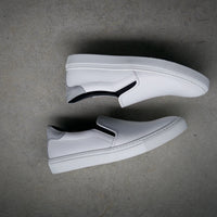 Blanc Slip Ons