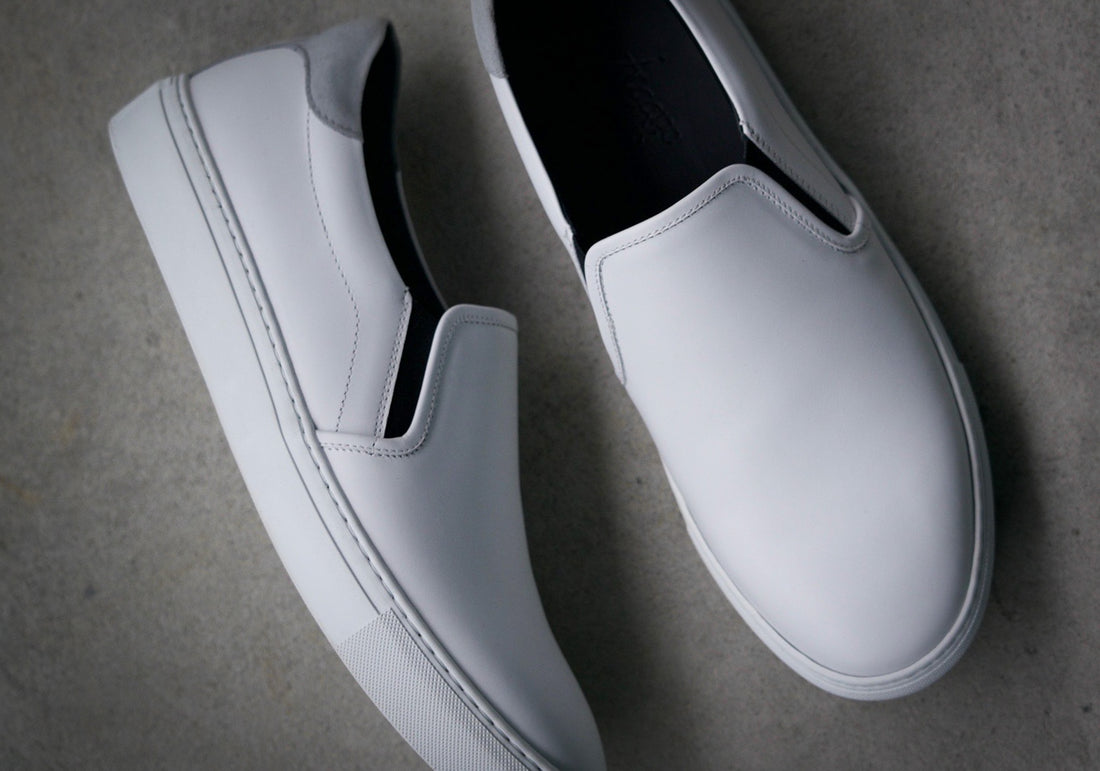 Blanc Slip Ons