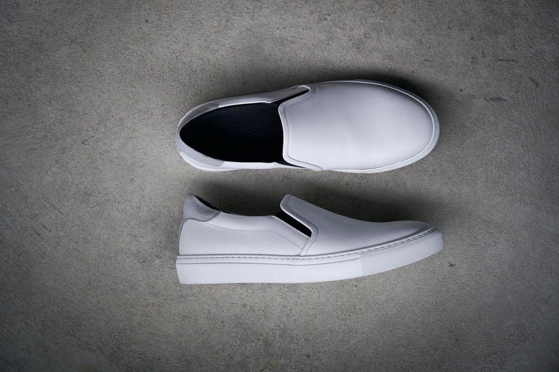 Blanc Slip Ons